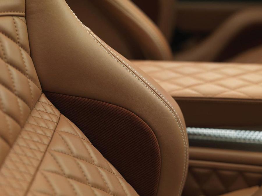 Детали интерьера Spyker B6 Venator Concept 2013 года  (фото 17 из 21)